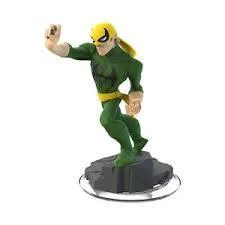 Carátula de Iron Fist