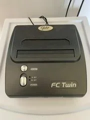 Carátula de FC Twin