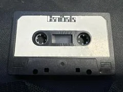 Carátula de Cannibals