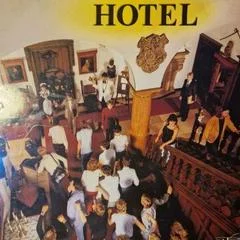 Carátula de Hotel