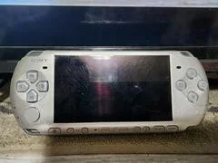 Carátula de PSP-3001 Bundle