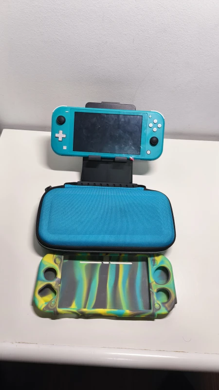 Switch lite liberada - RetroGamingMarket